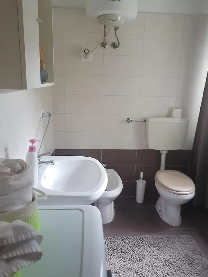 Residenza Manfredi Silvia Ghedi 0*,  Ιταλία