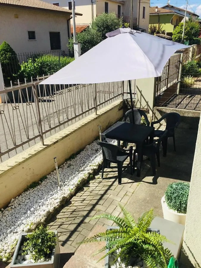 Affittacamere Residenza Manfredi Silvia Ghedi Italia